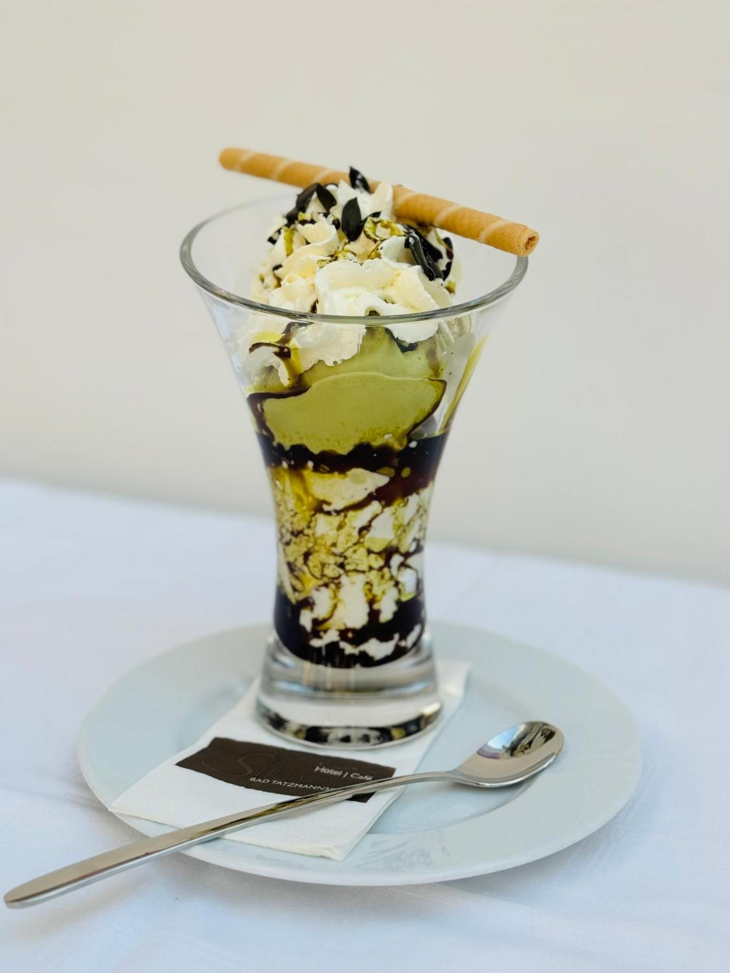 Simon - Hotel & Cafe Bad Tatzmannsdorf Ngoại thất bức ảnh