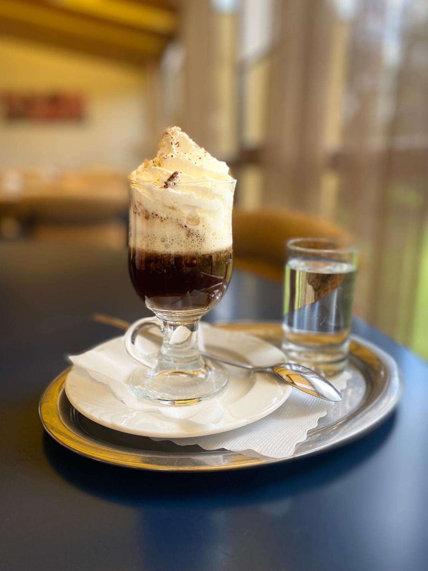 Simon - Hotel & Cafe Bad Tatzmannsdorf Ngoại thất bức ảnh