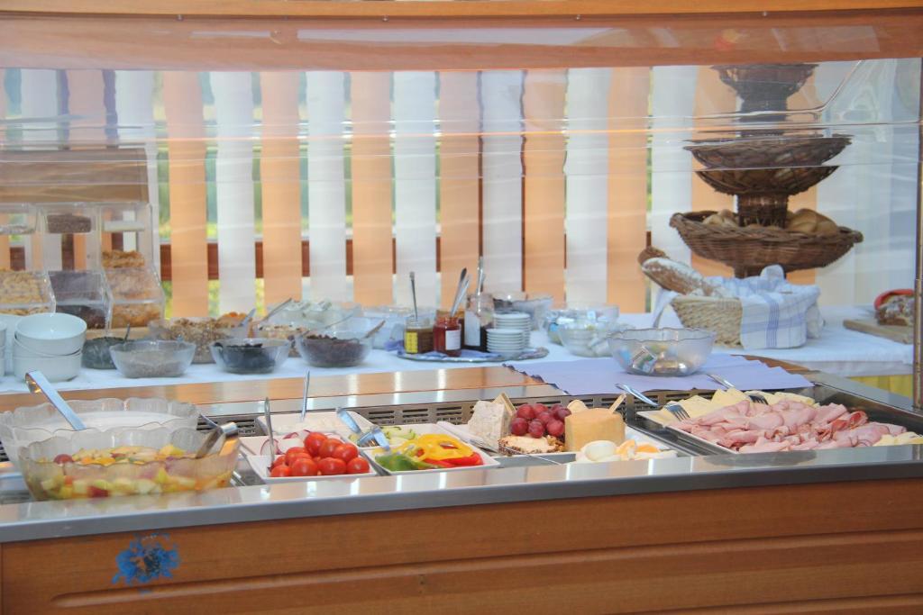 Simon - Hotel & Cafe Bad Tatzmannsdorf Ngoại thất bức ảnh
